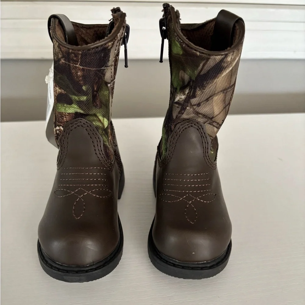 Toddler Realtree Dustin Jr. Camo Boots size 5